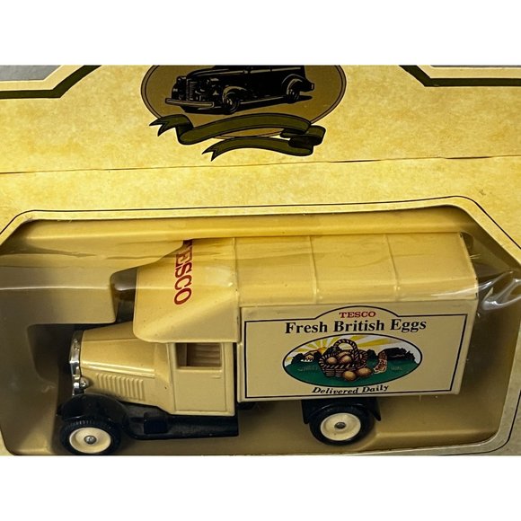 Vintage LLEDO Diecast Morris Van Fresh British Egg Delivered Daily LP52-021 - Picture 3 of 9